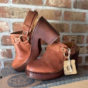 Born Hudson Clog